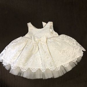 AMERICAN PRINCESS SHORT SLEEVE WHITE PEARL INFANT DRESS